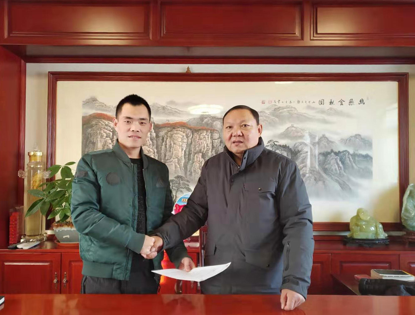 1577678537528668.jpg 10ebf8e3b1fbac4cf5435f56e72781c.jpg